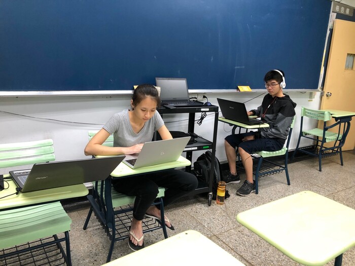 學生自主學習圖片