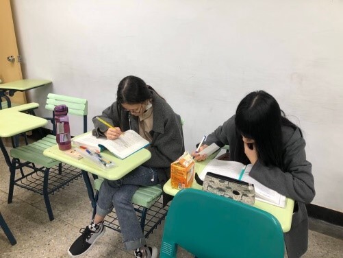3/17同學們一同學習圖片