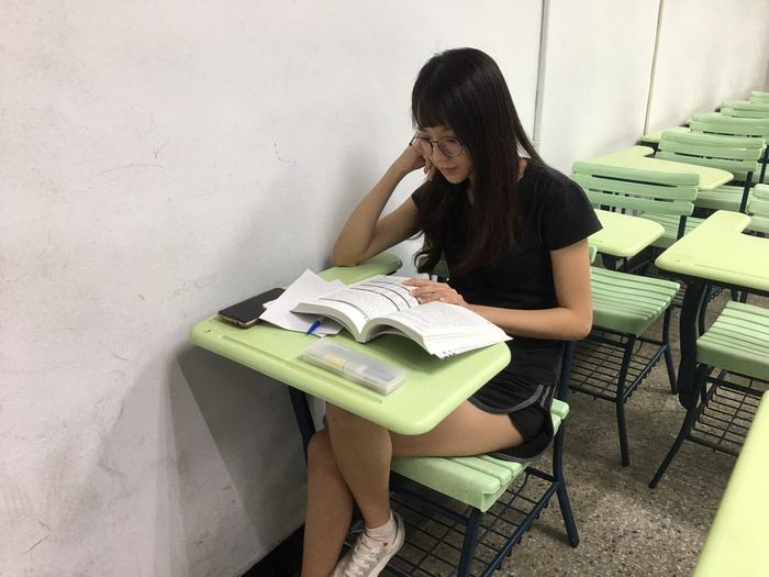 唸完書準備簽退回家圖片