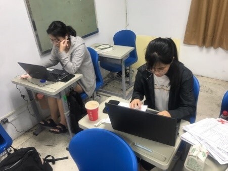 10/21除了念書同學們更能利用時間完成報告圖片